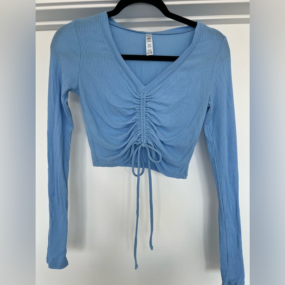 Alo Yoga Long-Sleeve Cinched Rib-Knit Crop Top